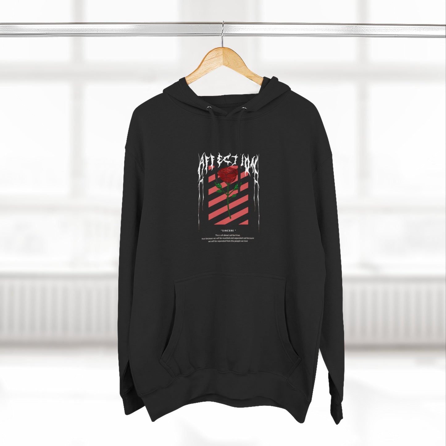 Stylish Three-Panel Fleece Hoodie – Perfect for Casual Days and Holiday Gifting